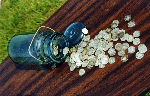 The Cache Mike Holman found at an abandoned 
1920's homesite after removal of the home.